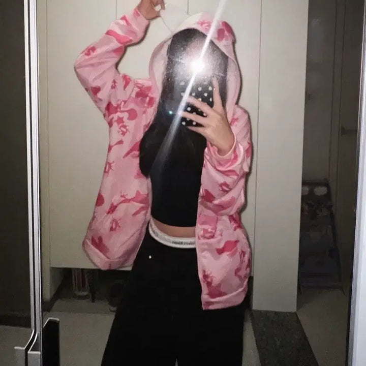 [BUNJANG] Hello Kitty Camo Hoodie Zip-up (Size M) / 헬로키티 카모 후드집업 M / 미착용 하자상품