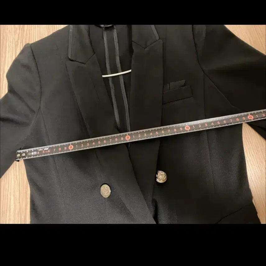 [BUNJANG] VIKI Slim Design Jacket (Size 44-55) / VIKI 얇은 고급 디자인 자켓 44-55사이즈