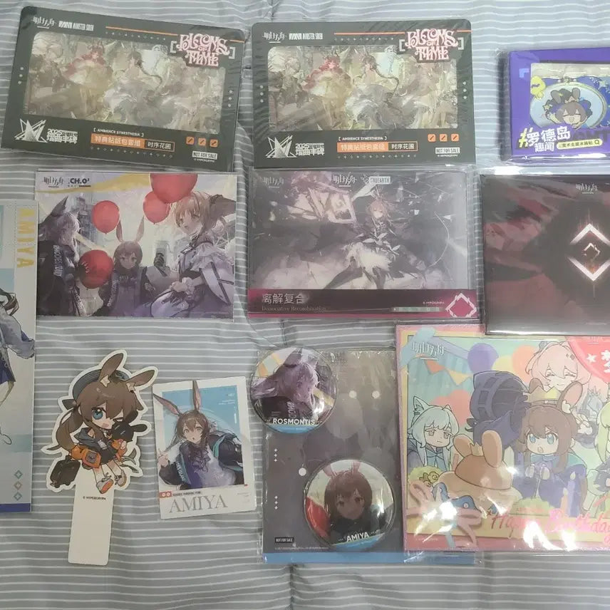 [BUNJANG] Arknights Amiya & Other Merchandise Bundle Set / 명일방주 아미야 위주 로즈냥 조금 굿즈 일괄 판매