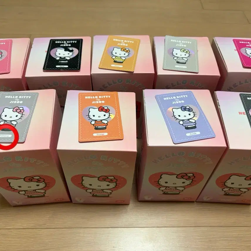 [BUNJANG] Blackpink Jisoo Hello Kitty Keyring / 박스미개봉) 헬로키티 지수 키링 핑크그레이 선물가능