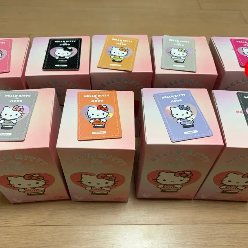 [BUNJANG] Blackpink Jisoo Hello Kitty Keyring (Sealed) / 박스미개봉) 헬로키티 지수 키링 레드핑크 선물가능