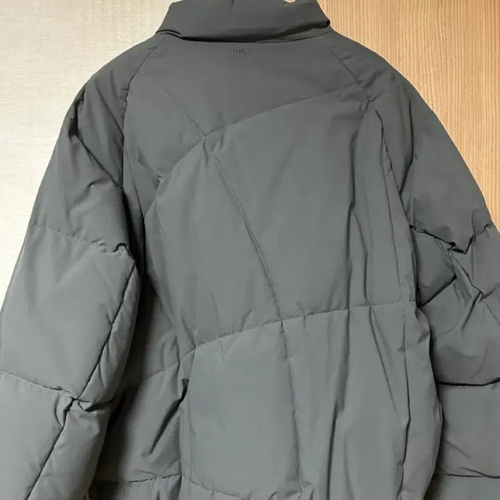 [BUNJANG] Hetching Room Heavy Web Puffer Padding - Size 4 / 헤칭룸 헤비 웹 푸퍼 패딩 4사이즈