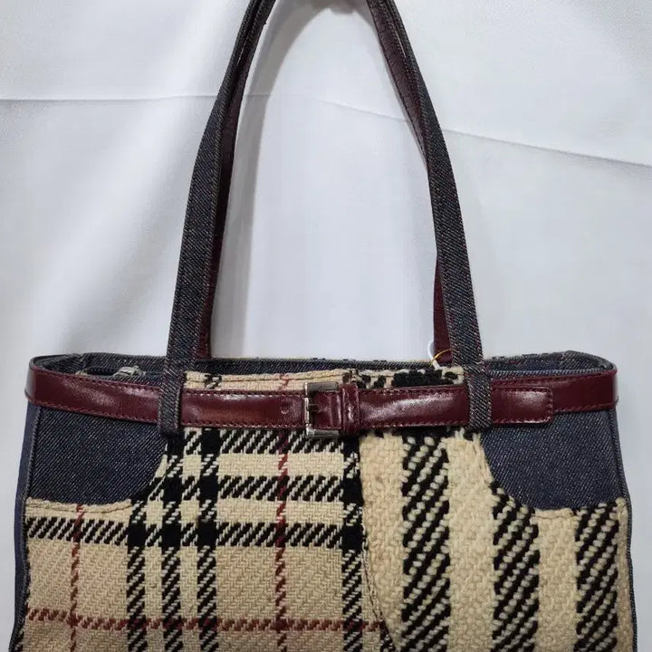 [SOLD OUT] (정품)버버리 데님 노바체크 숄더백