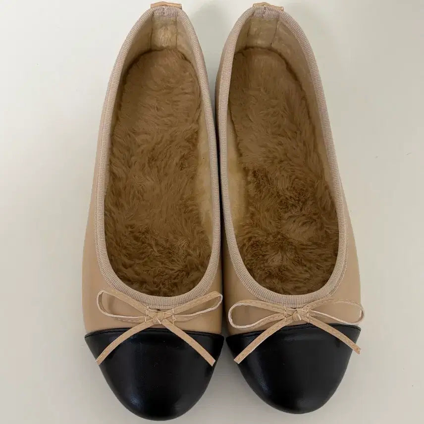 [BUNJANG] Winter Flat Shoes 250 / 말랑 배색 앞코 안감 퍼 겨울 플랫슈즈 250