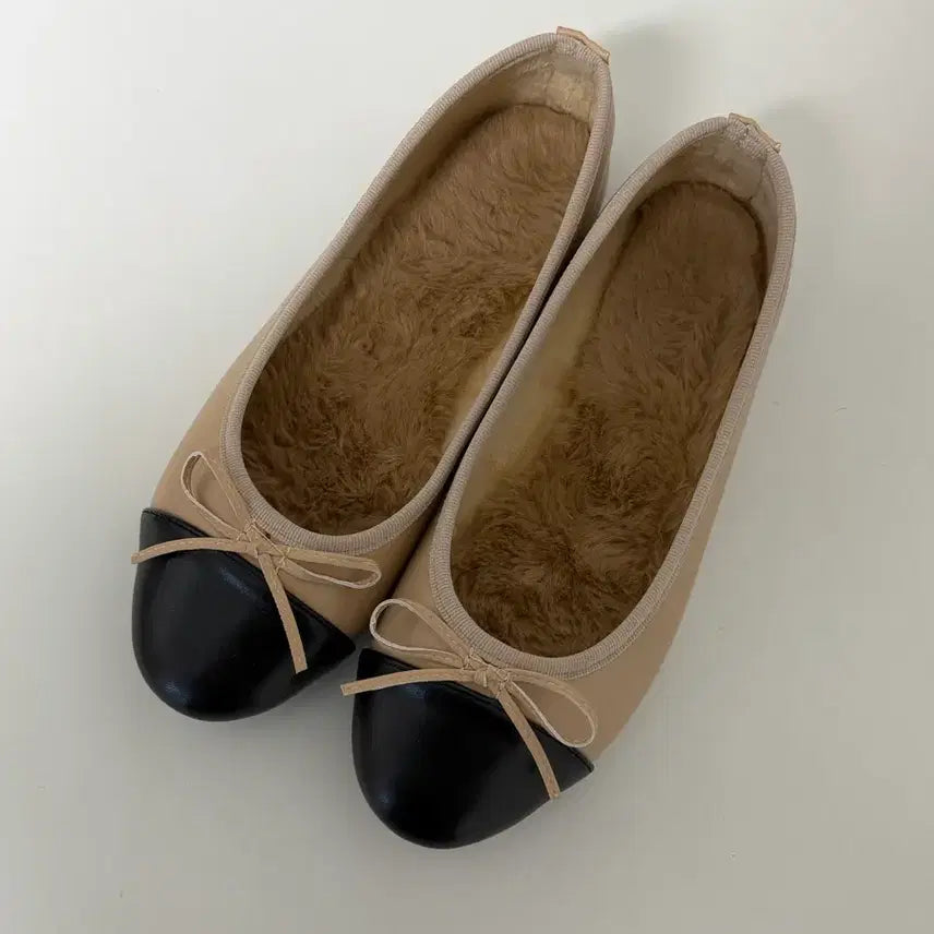 [BUNJANG] Winter Flat Shoes 250 / 말랑 배색 앞코 안감 퍼 겨울 플랫슈즈 250