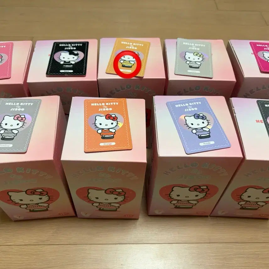 [BUNJANG] Jisoo Hello Kitty Keyring (Yellow) / 박스미개봉) 헬로키티 지수 키링 옐로우 선물가능