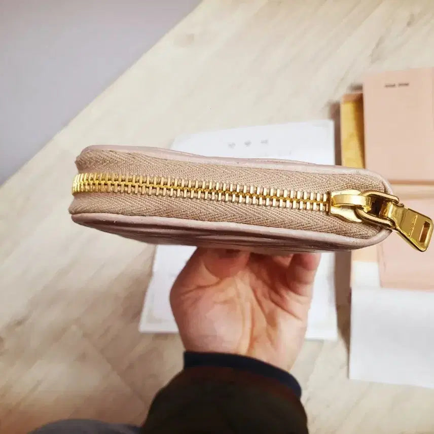 [BUNJANG] Miu Miu Long Wallet / (정품)  미우미우 장지갑
