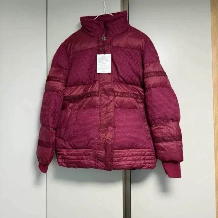 [BUNJANG] Designer Lace Embellished Padded Jacket / 새상품 디자이너 브랜드 레이스 장식 여성 패딩 점퍼 55사이즈