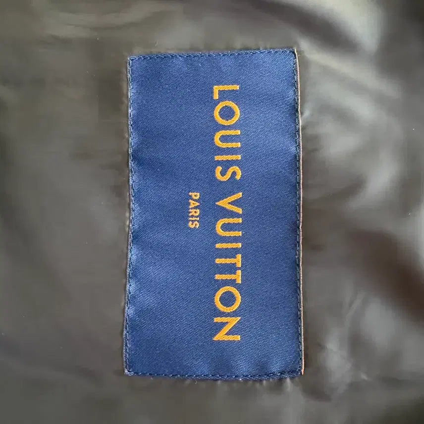 [BUNJANG] Louis Vuitton Monogram Flower Hooded Padded Jacket / 루이비통 플라워 모노그램 후드 패딩