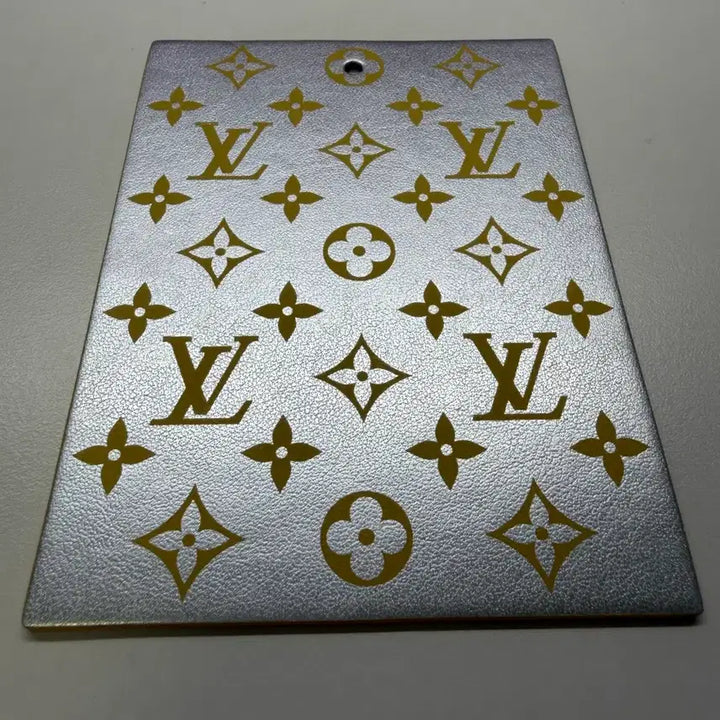 [BUNJANG] Louis Vuitton Monogram Flower Hooded Padded Jacket / 루이비통 플라워 모노그램 후드 패딩