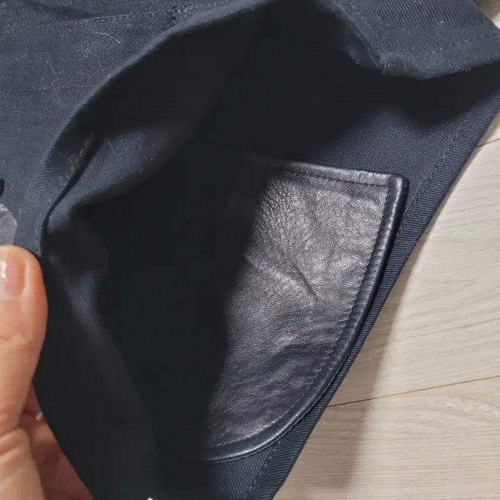 [BUNJANG] Alexander Wang Black Leather Detail Shorts / 오늘만이가격!!    알렉산더왕 미사용품 블랙 레더 디테일 반바지