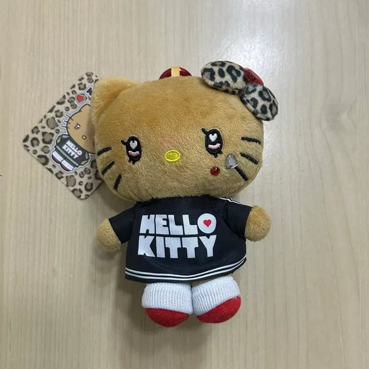 [BUNJANG] Hello Kitty Leopard Print Garu Pouch Doll Keyring / 헬로키티 호피 갸루 파우치 인형 키링