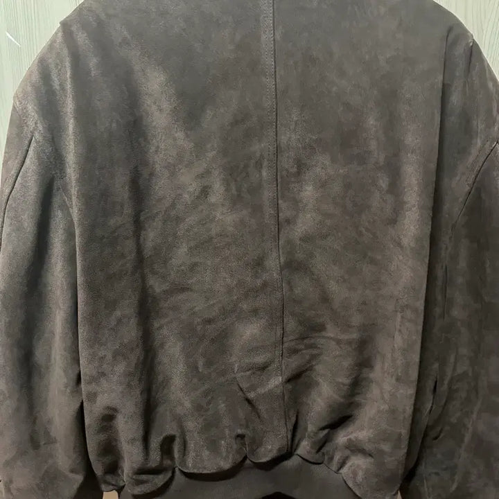 [BUNJANG] Gless Suede Jacket (Size 1) / 글레스 (gless) 스웨이드 자켓 1사이즈 팝니다