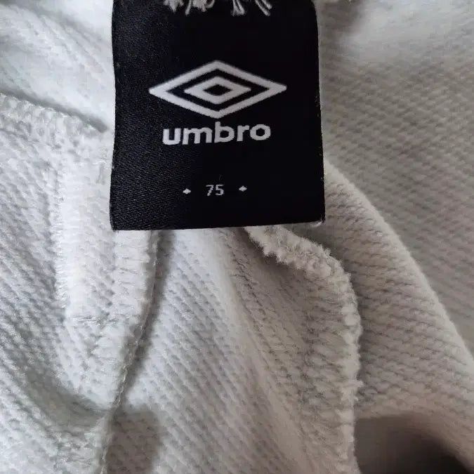 [BUNJANG] Umbro Jogger Pants (Unisex) / 엄브로 조거팬츠 (남녀공용)