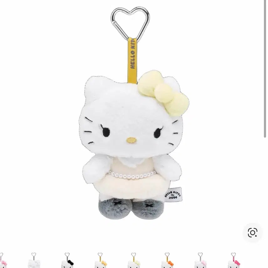 [BUNJANG] Blackpink Jisoo Hello Kitty Keyring (Sealed) / 박스미개봉) 헬로키티 지수 키링 아이보리 선물가능