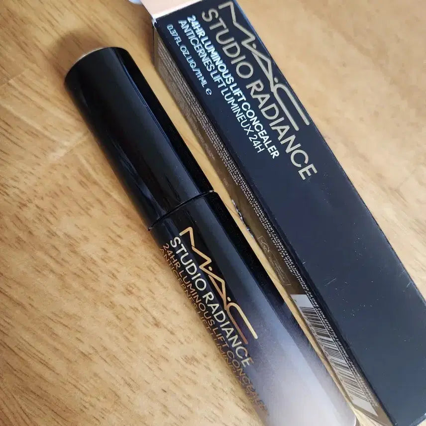 [BUNJANG] Mac Studio Radiance Concealer NC17.5 / 맥 스튜디오 래디언스 컨실러 NC17.5
