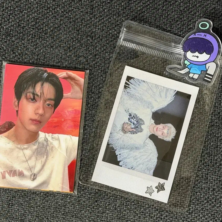 [SOLD OUT] 투바투 뷰스 뷰티풀 스트레인저스 공방 포카 세트 + 휴닝카이 폴라
