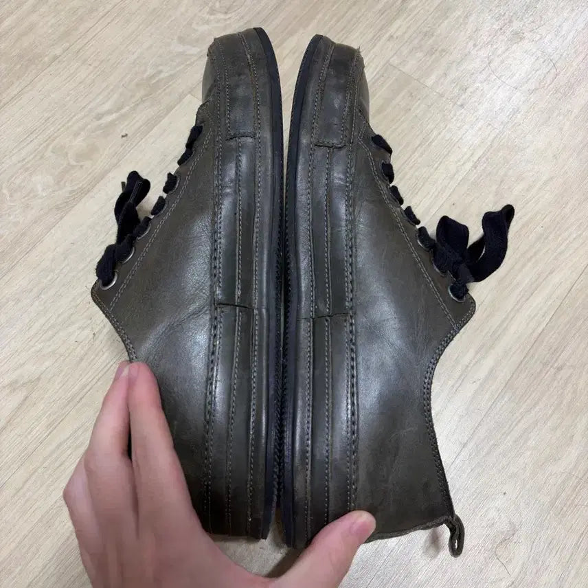 [BUNJANG] And Mulle Mister Sneakers 260 / 앤드뮐미스터 스니커즈 260