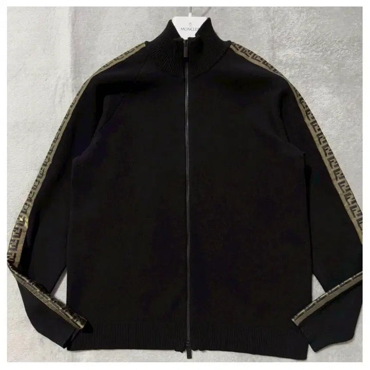 [BUNJANG] Fendi Wool Zip-up Cardigan / 펜디 울 집업 가디건 정품