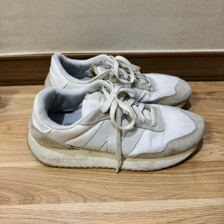 [BUNJANG] New Balance 237 White Beige Shoes / 뉴발 237 화이트베이지 280사이즈