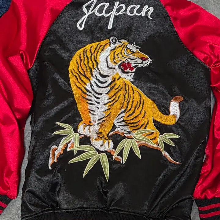 [BUNJANG] Tiger Embroidered Sukajan Jacket / 호랑이 스카쟌