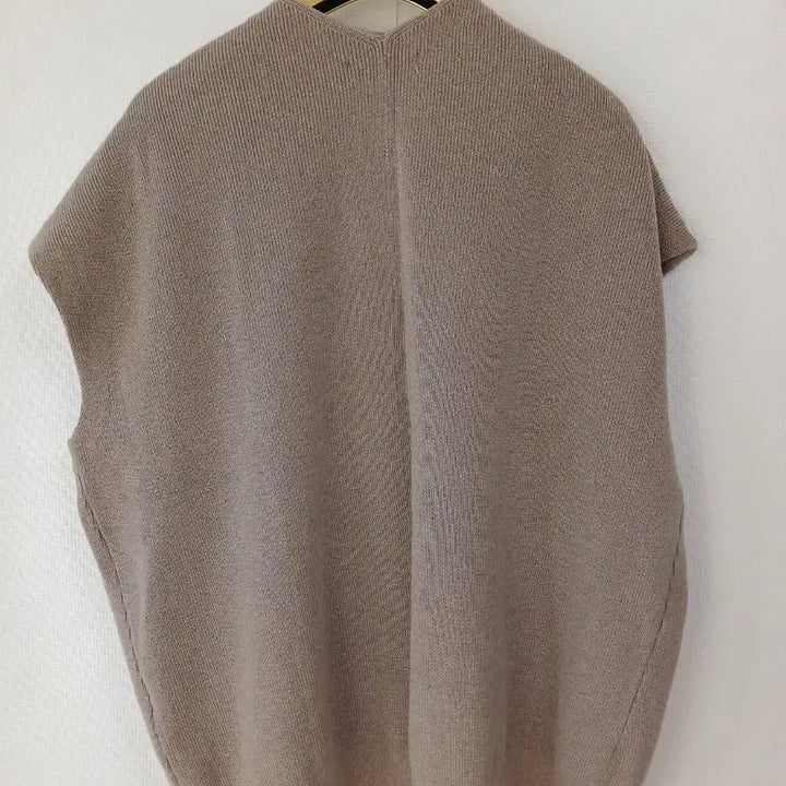 [BUNJANG] ST.JOHN Knit Vest / ST.JOHN 세인트존 니트 베스트