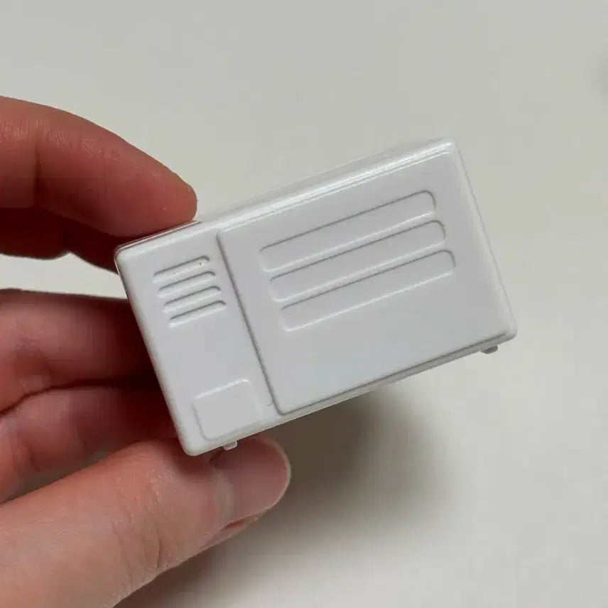 [BUNJANG] Sylvanian Families Microwave & Storage / 실바니안 전자레인지와 수납장