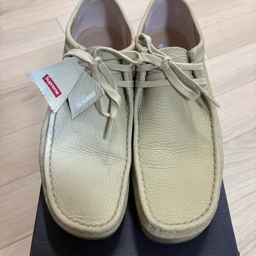 [BUNJANG] Supreme Clarks Wallabee Shoes / 클락스 슈프림 왈라비