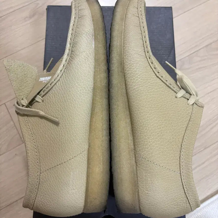 [BUNJANG] Supreme Clarks Wallabee Shoes / 클락스 슈프림 왈라비
