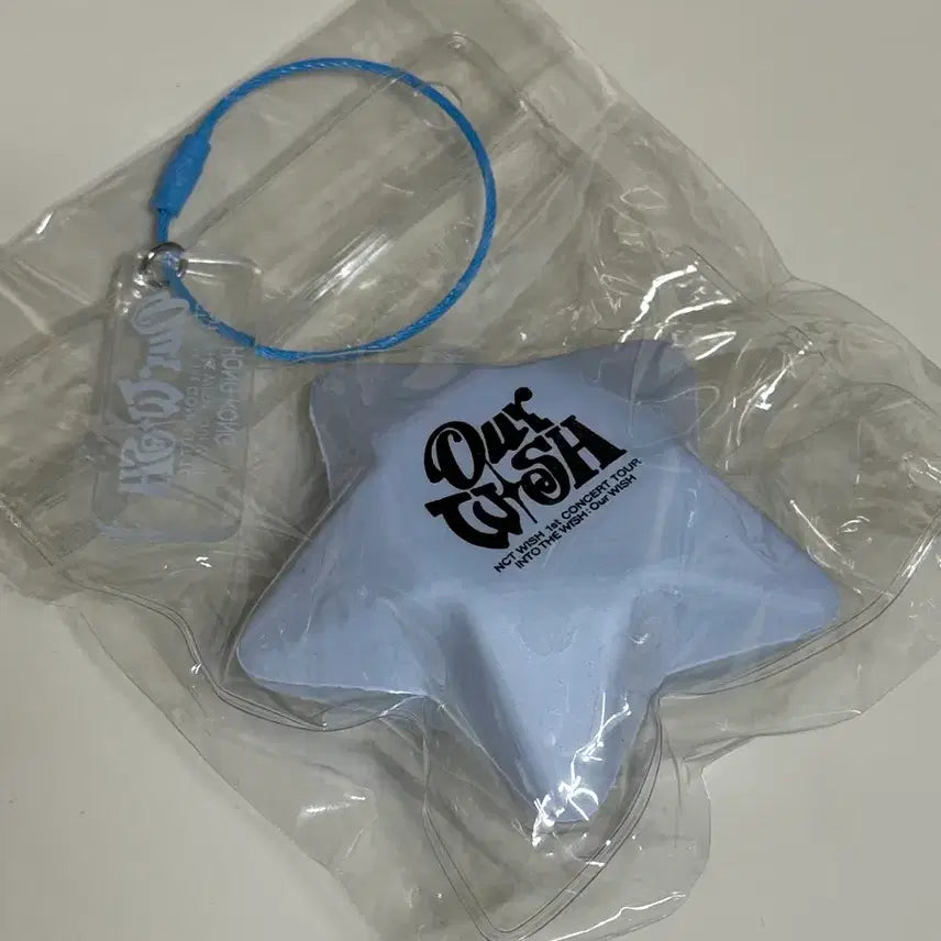 [BUNJANG] NCT WISH Hong Kong Signed Ball / 엔시티위시 아워위시 홍콩 사첵 기프트 사인볼