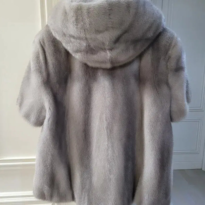 [BUNJANG] Dongwoo Fur Napa Mink Hooded Jacket / 동우모피 나파밍크 후드자켓/밍크 후드자켓