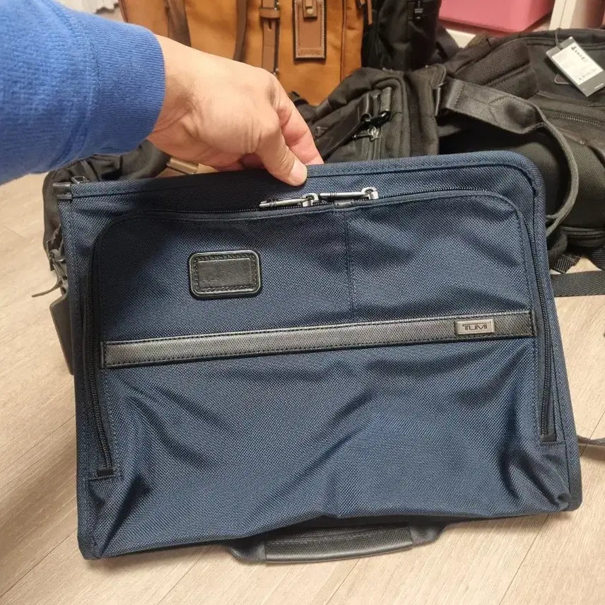 [BUNJANG] TUMI 1931 Clutch Bag / 투미  일파3 클러치백 2603167NVY3E