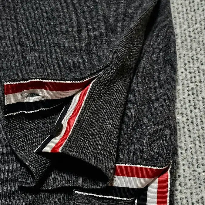 [BUNJANG] Thom Browne Merino Wool Sweater / [2] 톰브라운 메리노울 100% 사선완장 니트