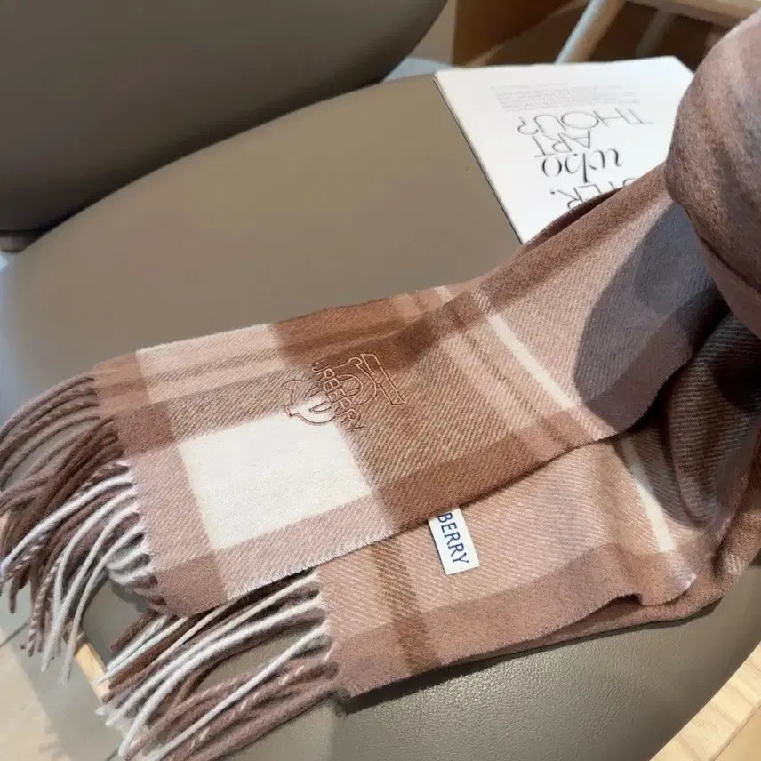 [BUNJANG] Burberry Winter Long Scarf / 버버리(Burberry) 정품 겨울 롱 스카프를 판매합니다.