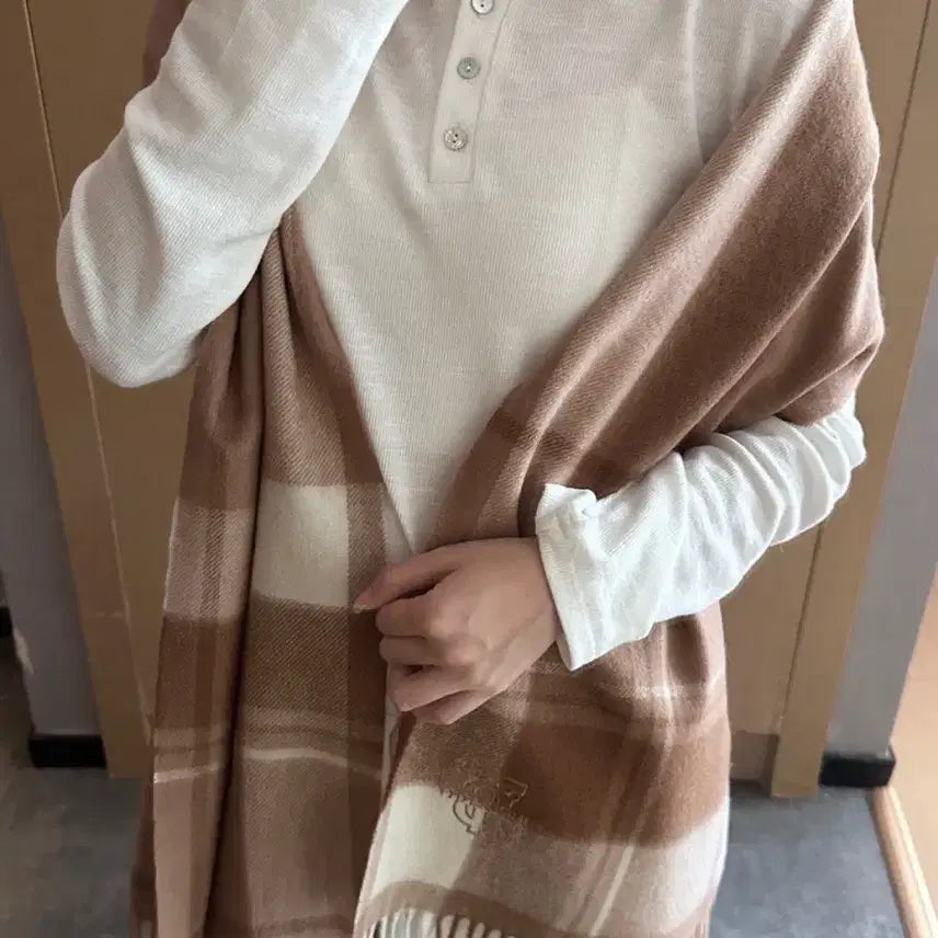 [BUNJANG] Burberry Winter Long Scarf / 버버리(Burberry) 정품 겨울 롱 스카프를 판매합니다.