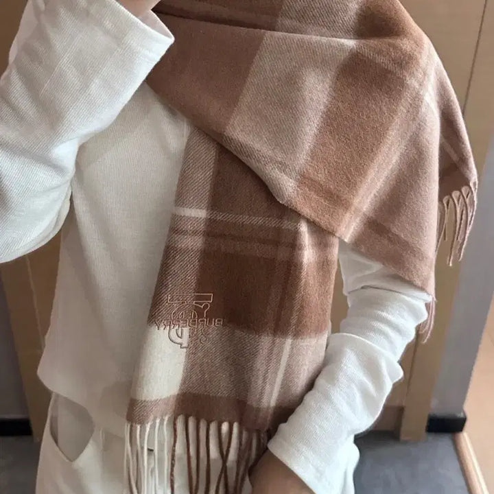 [BUNJANG] Burberry Winter Long Scarf / 버버리(Burberry) 정품 겨울 롱 스카프를 판매합니다.