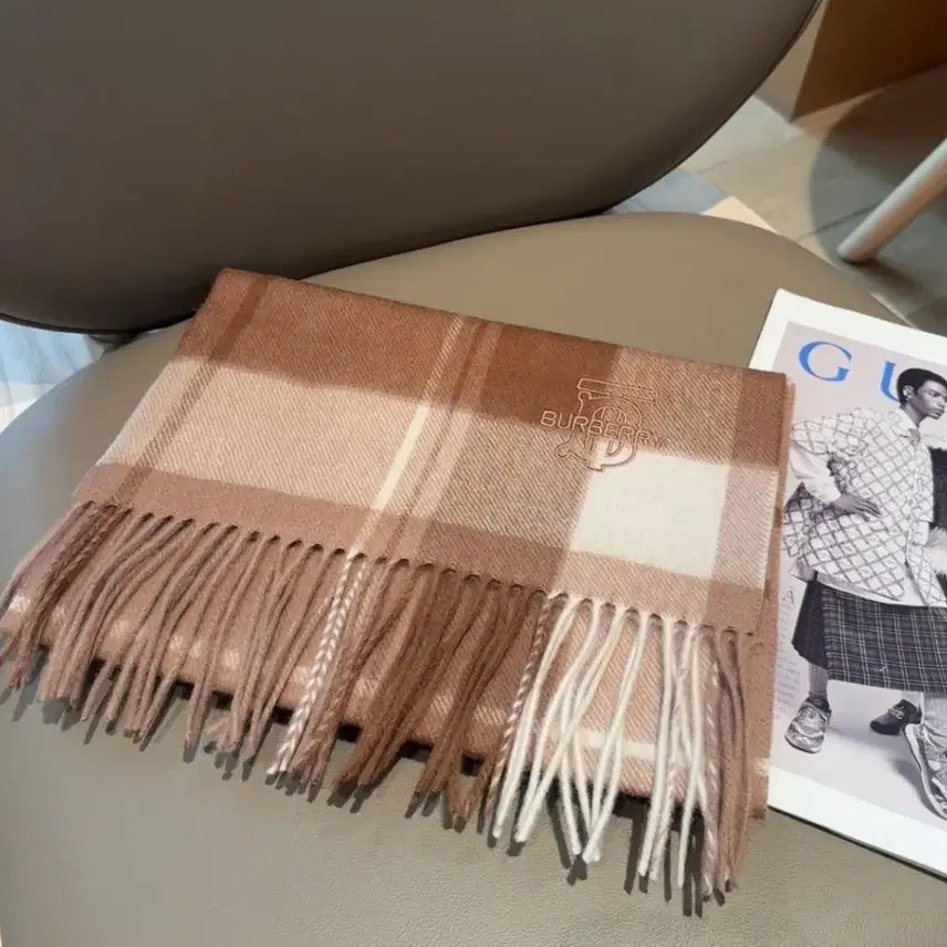 [BUNJANG] Burberry Winter Long Scarf / 버버리(Burberry) 정품 겨울 롱 스카프를 판매합니다.