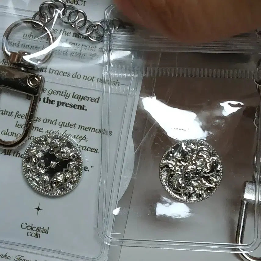 [BUNJANG] Unspecified Group Snake Coin Rhodium Plated Coin / 뱀코인 황동코인위에 로듐도금