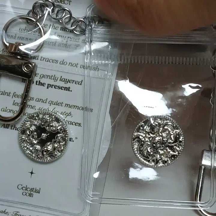 [BUNJANG] Unspecified Group Snake Coin Rhodium Plated Coin / 뱀코인 황동코인위에 로듐도금