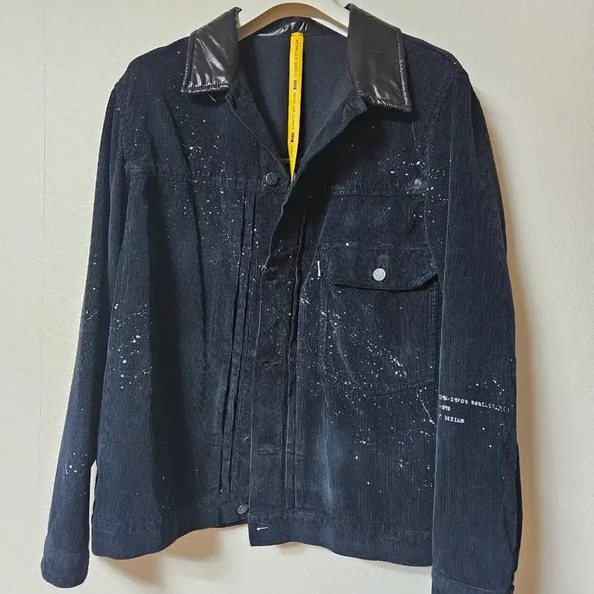 [BUNJANG] Moncler Fragment Corduroy Trucker Jacket (Size 3) / 몽클레어 프라그먼트 코듀로이 트러커자켓 3사이즈