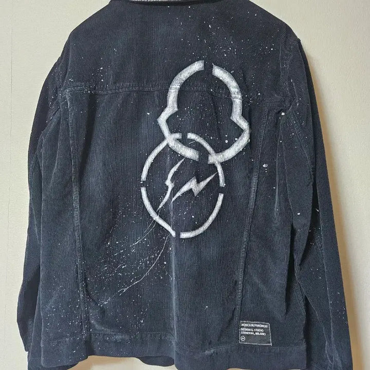 [BUNJANG] Moncler Fragment Corduroy Trucker Jacket (Size 3) / 몽클레어 프라그먼트 코듀로이 트러커자켓 3사이즈