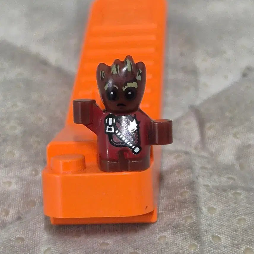 [BUNJANG] LEGO Marvel Baby Groot (Ravagers) Figure / 레고 마블 피규어 베이비 그루트(라바저스/76080)