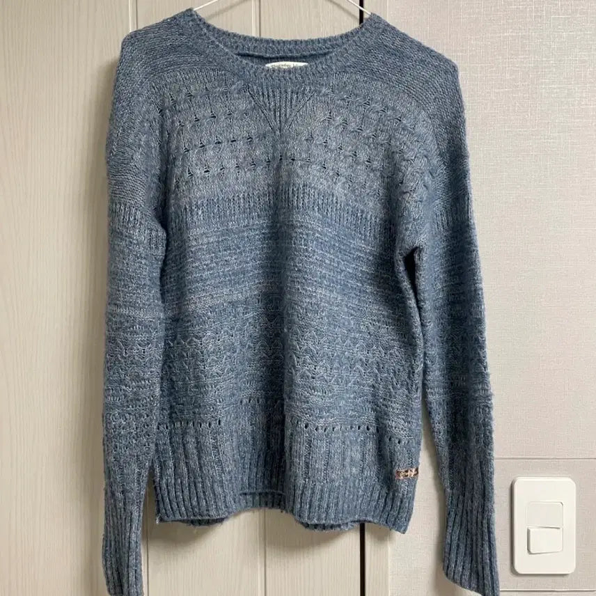 [BUNJANG] Thursday Island Knit Sweater / 써스데이아일랜드 니트