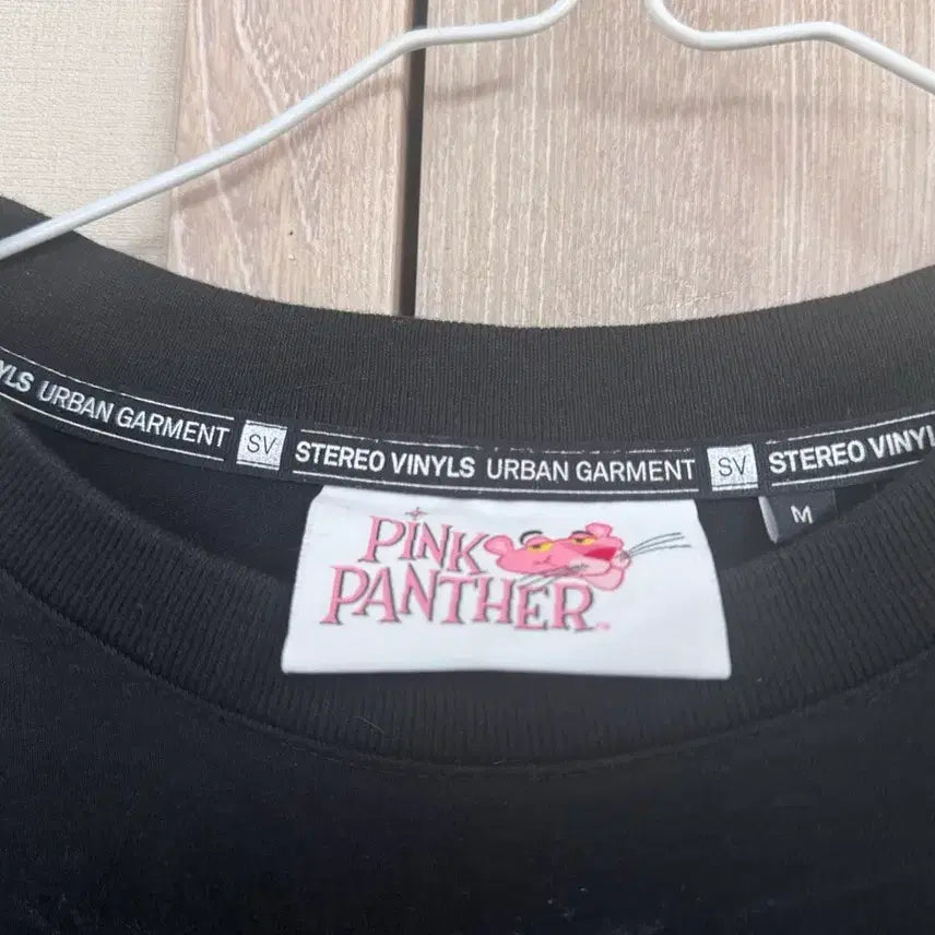 [BUNJANG] Stereo Vinyls Pink Panther Long Sleeve T-shirt / 핑크팬더 블랙 긴팔 박스티