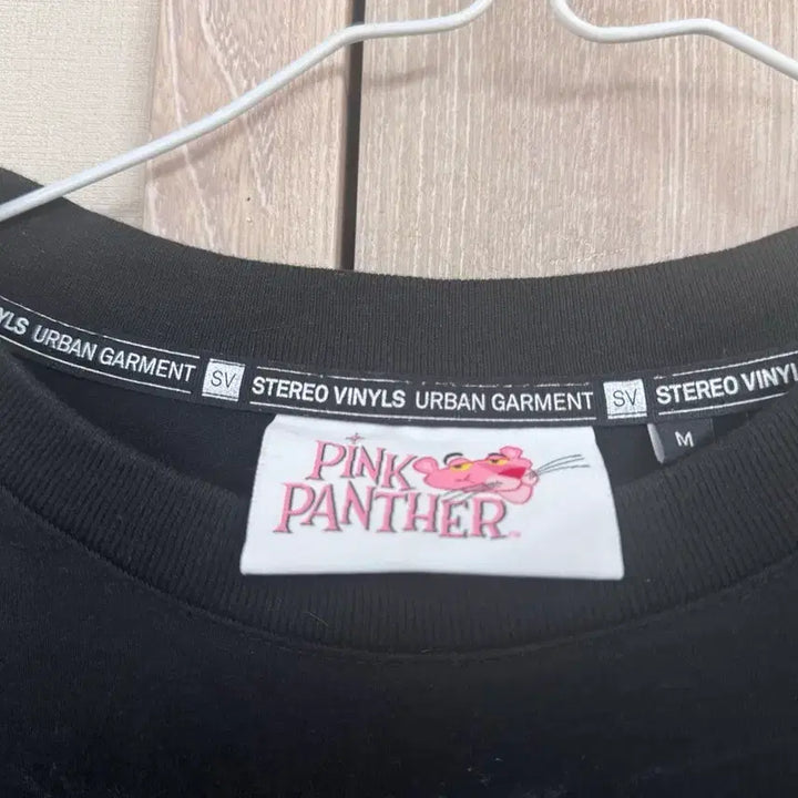 [BUNJANG] Stereo Vinyls Pink Panther Long Sleeve T-shirt / 핑크팬더 블랙 긴팔 박스티