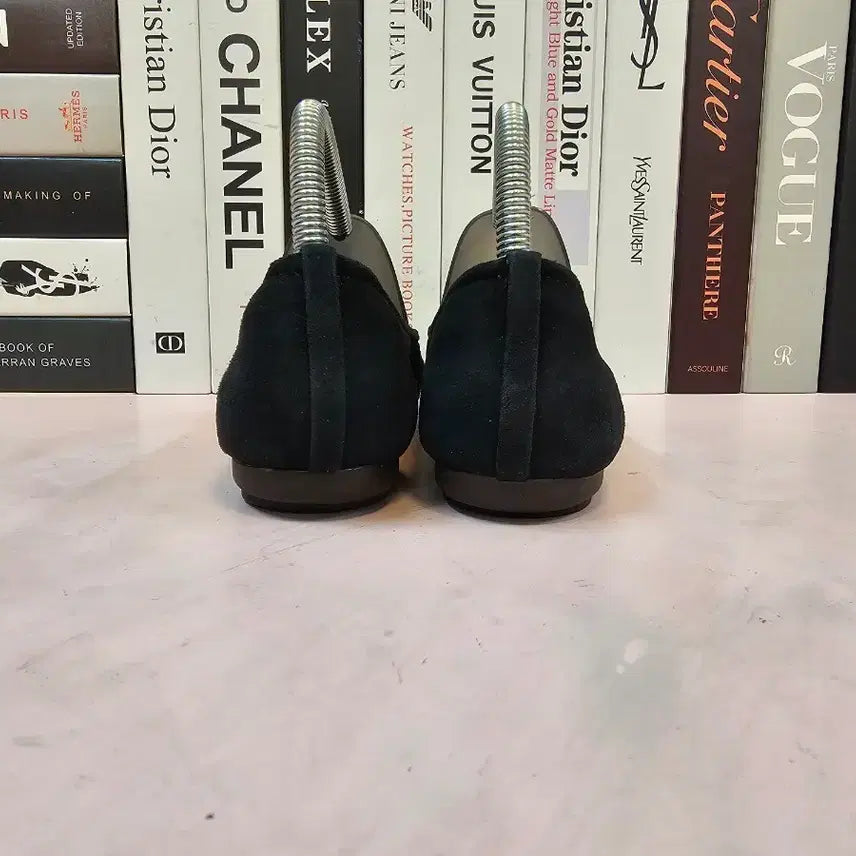 [BUNJANG] Tory Burch Women's Flat Shoes (Size 235) / 토리버치 여성 단화 플랫슈즈 235