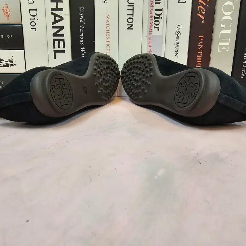 [BUNJANG] Tory Burch Women's Flat Shoes (Size 235) / 토리버치 여성 단화 플랫슈즈 235