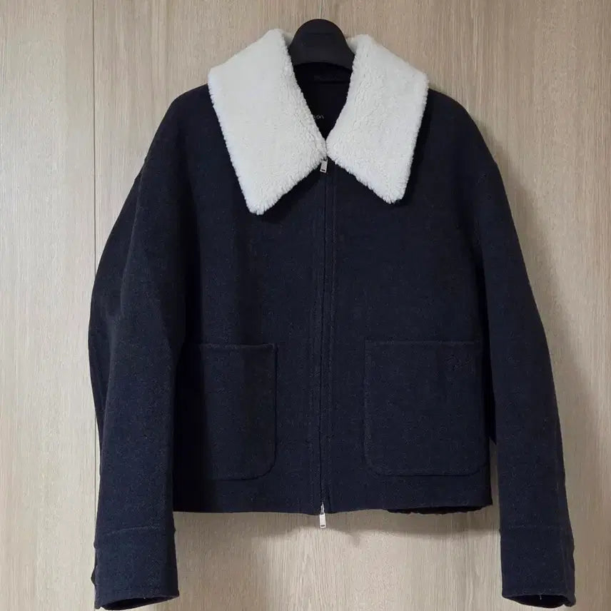 [BUNJANG] On&On Wool Collar Detachable Jumper Jacket / (거의새것)온앤온 털카라 탈부착 점퍼자켓 효민 정채연 기은세 패션