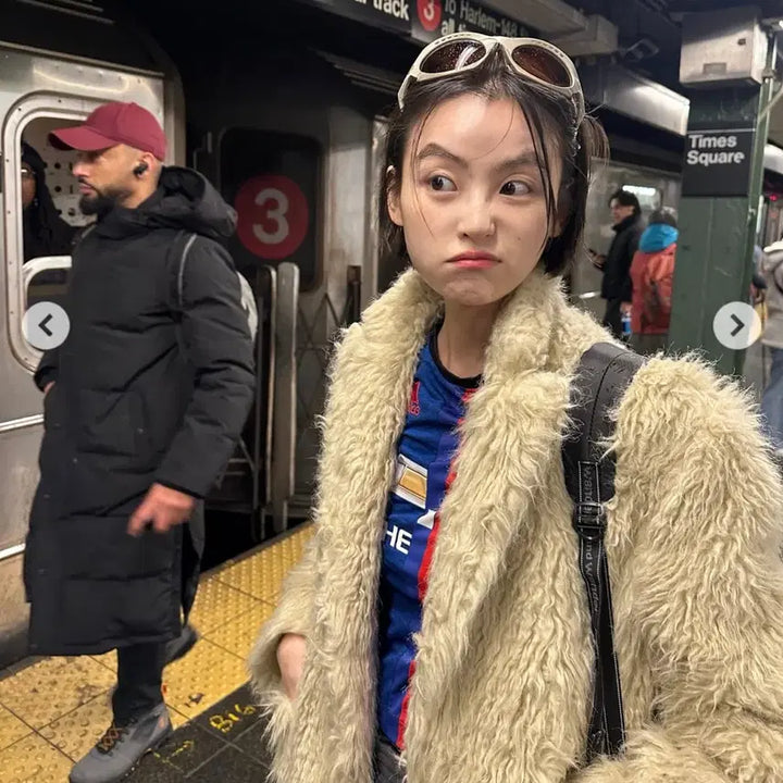 [BUNJANG] Akol Faux Fur Jacket / akol 퍼재킷