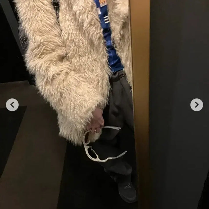 [BUNJANG] Akol Faux Fur Jacket / akol 퍼재킷